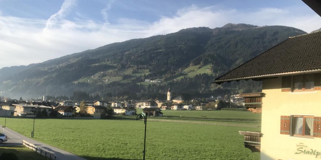 Alpenchalet Stadlpoint Ried im Zillertal Exterior photo